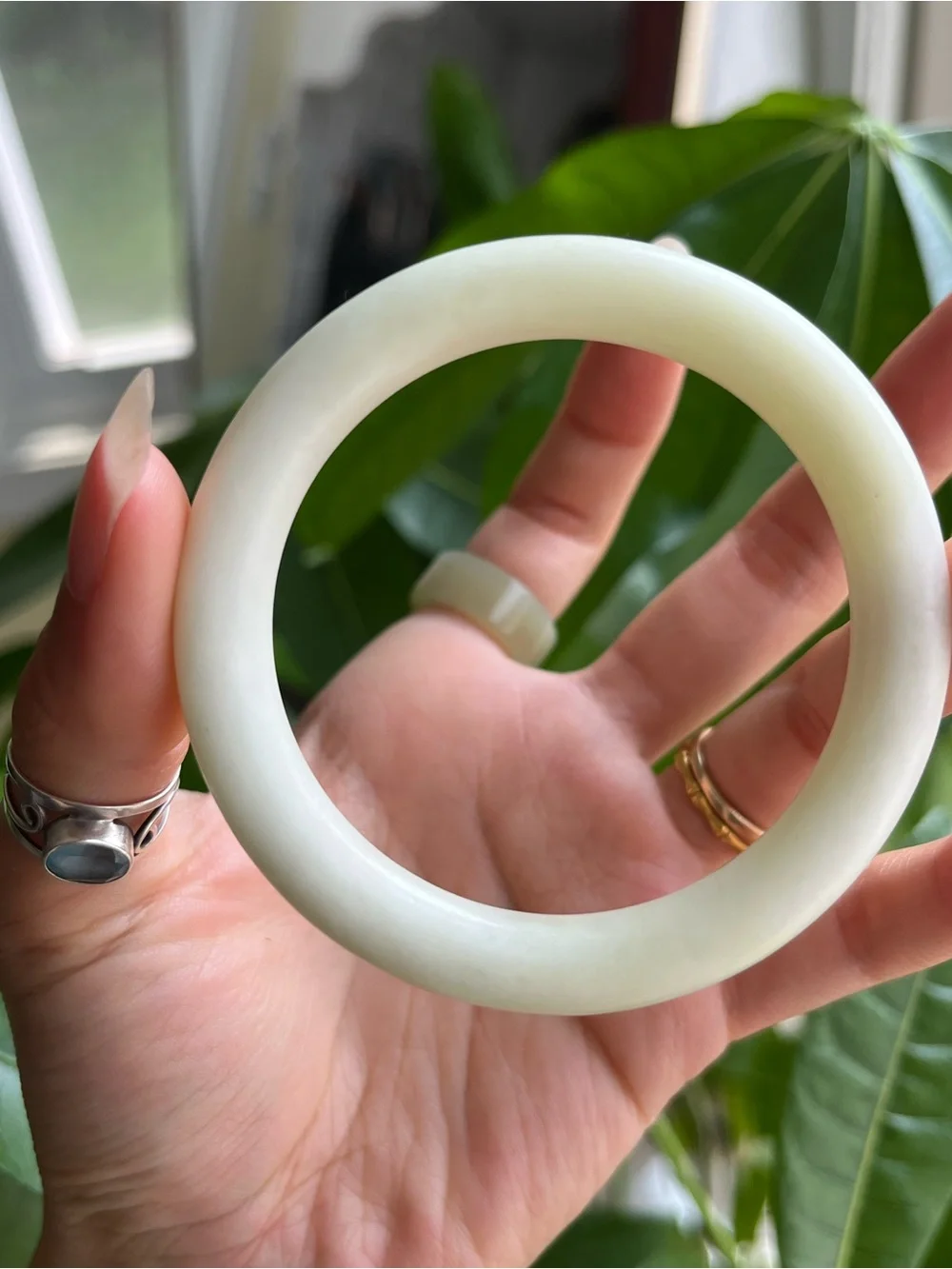 Xiu Jade Bangle Bracelet Light Creamy White - XS D: 52.2-52.4mm